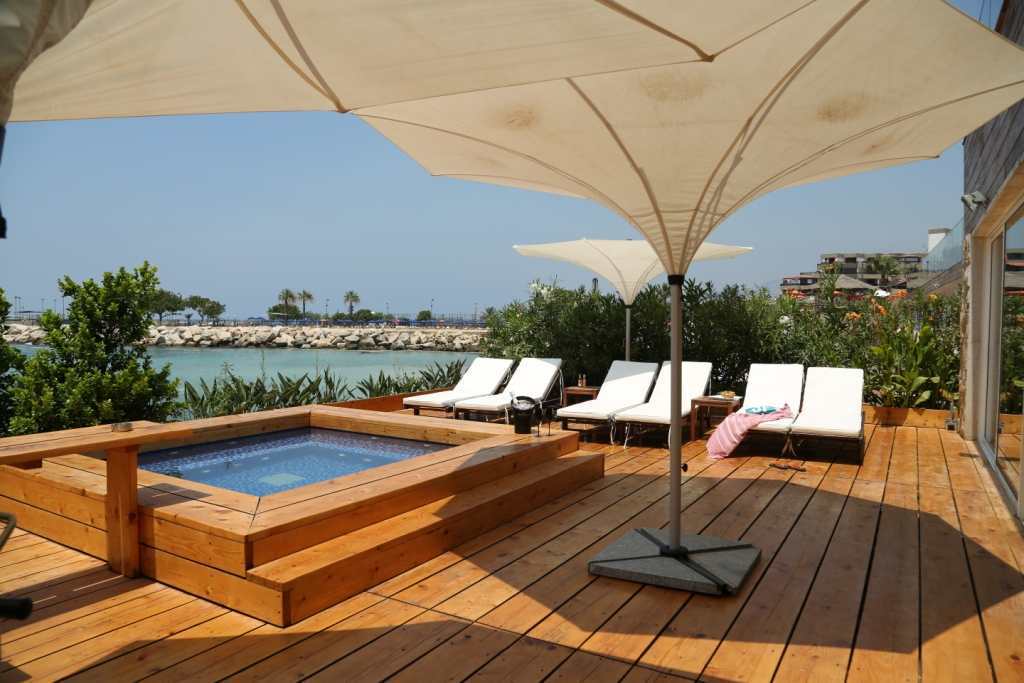 Veer Luxury Boutique Hotel & Beach Club Joünié Exterior foto